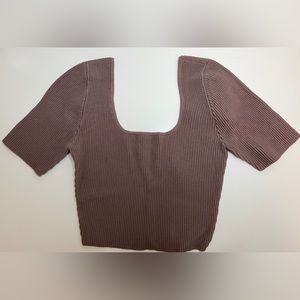 Aritzia sculpt knit shirt